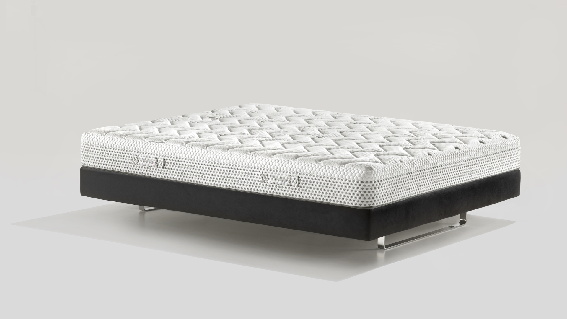 zdravotni-italska-matrace-vyska-22cm-nosnost-150kg-zaruka-8let-massaggio-light-magniflex-1 Classico : MASSAGGIO LIGHT